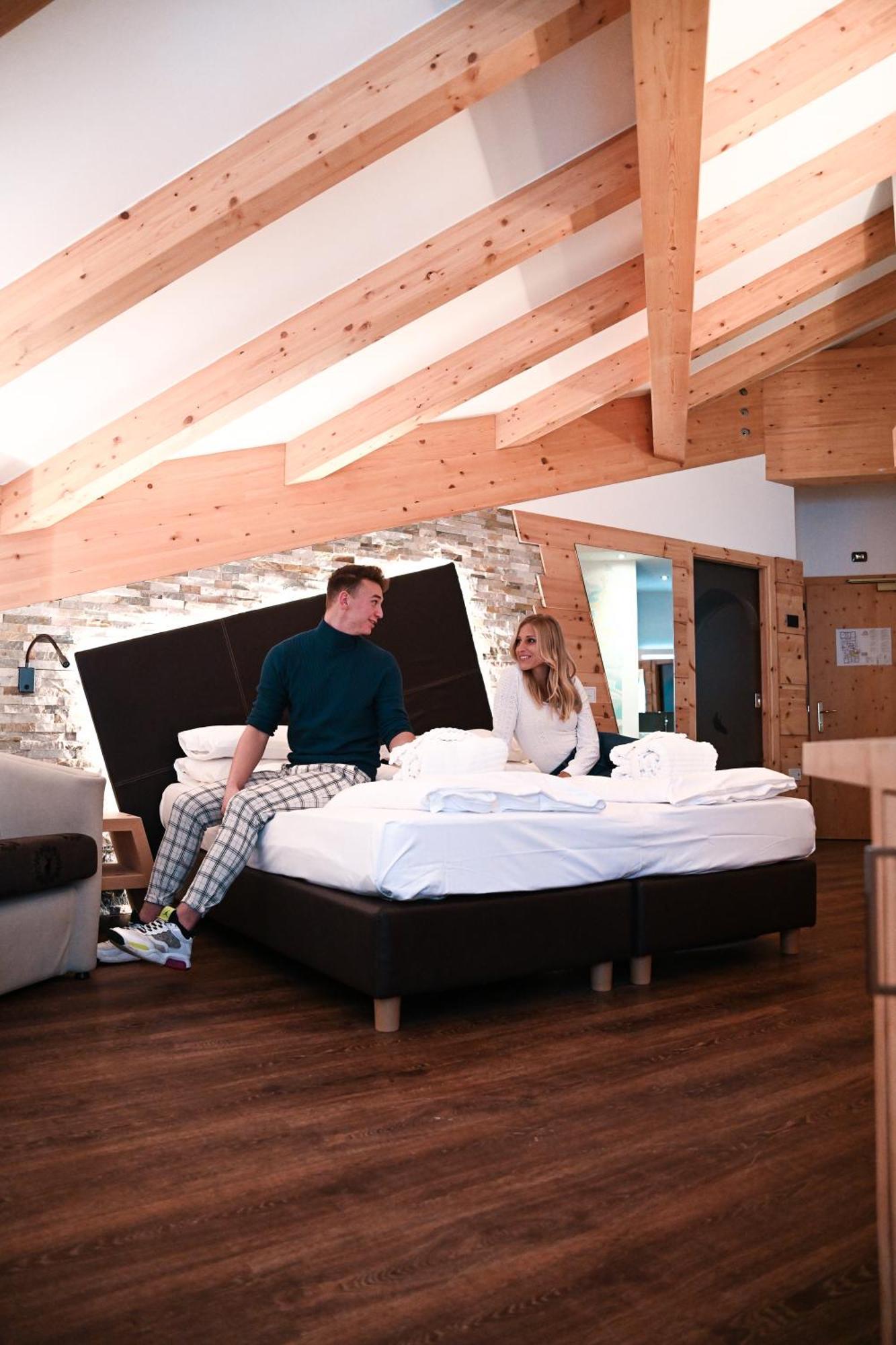 Wellness Hotel Lupo Bianco Canazei Luaran gambar