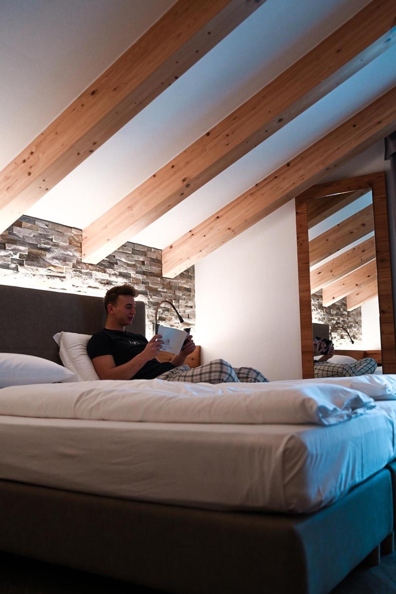 Wellness Hotel Lupo Bianco Canazei Luaran gambar