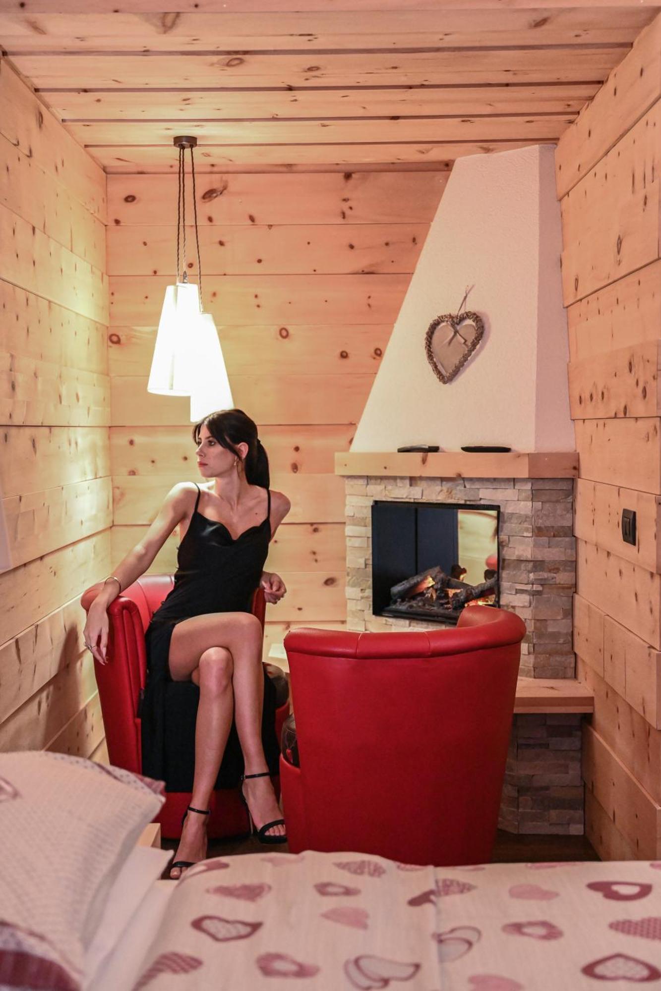 Wellness Hotel Lupo Bianco Canazei Luaran gambar